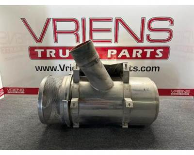 Freightliner Air Cleaner / Air Filter Housing