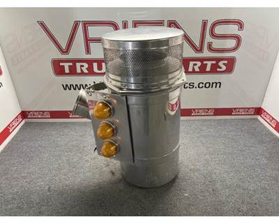 Freightliner Air Cleaner / Air Filter Housing
