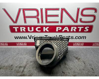 Paccar Air Cleaner / Air Filter Housing for a Peterbilt