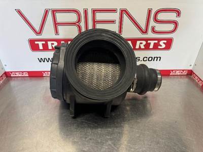 Peterbilt Air Cleaner / Air Filter Housing