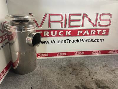 DONALDSON A130101 AIR CLEANER