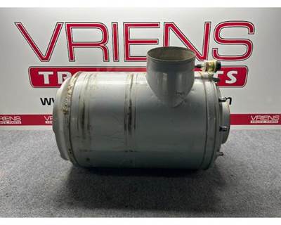 16" DIA AIR CLEANER 
26" LENGTH 
7" INLET DIA