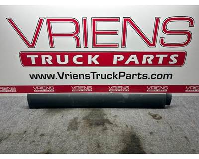 Freightliner Right Center Skirt Fairing, Part # 22-61140-003