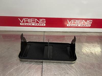 64-000 VENT-DOOR SST, POLISHED 