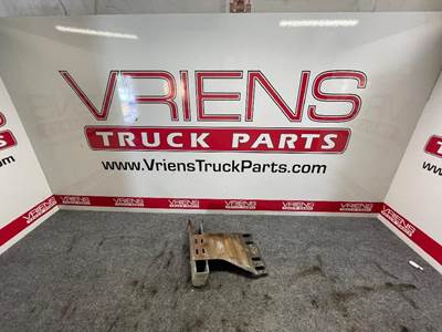 13-04392L RECEPTACLE-ROLLER FENDER