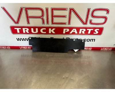 Used Peterbilt Right Short Hood Splash Guard, Part # L46-6113R