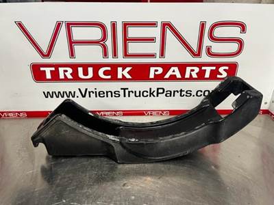 International LT625 Bracket