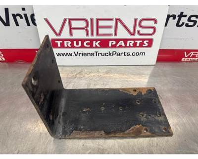 Kenworth Bracket
