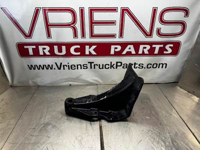 Kenworth T2000 Bracket