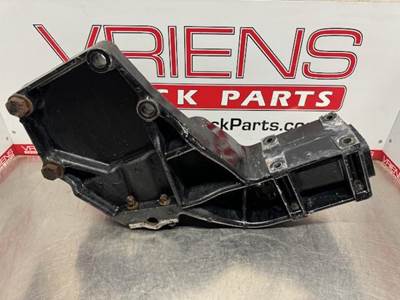 Kenworth T2000 Right Bracket