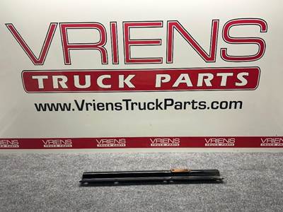 Kenworth T370 Right Bracket