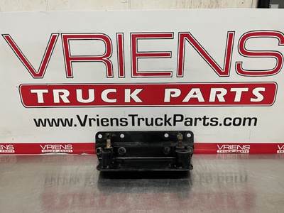 Peterbilt 377 Bracket