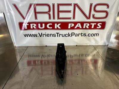 Peterbilt 379 Bracket