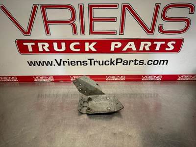 Peterbilt 379 Bracket