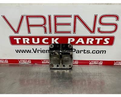 Peterbilt 379 Bracket