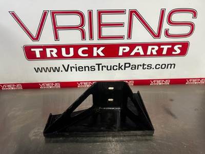 Peterbilt 389 Bracket