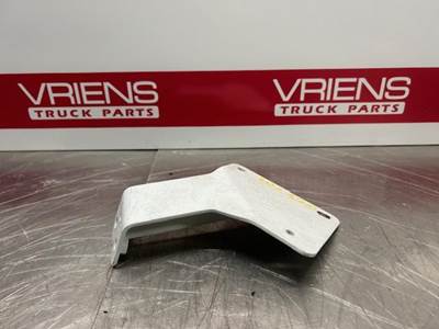 Peterbilt 567 Bracket