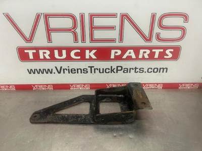 Peterbilt Right Bracket