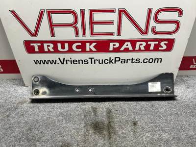 Peterbilt Right Bracket for a Kenworth