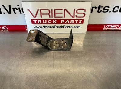 K11-1291 BRACKET - NYLON FUEL TEE