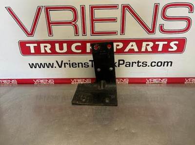 15172339 BRACKET, FRONT BUMPER IMP BAR