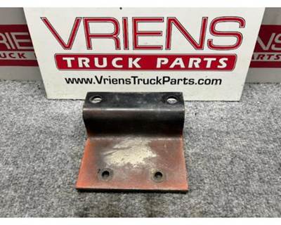 PACCAR G11-1142 BRACKET