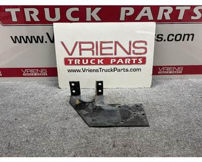 GMC 08 03056 BRACKET
