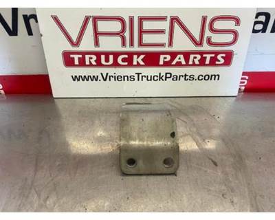 PACCAR R11-1483 BRACKET