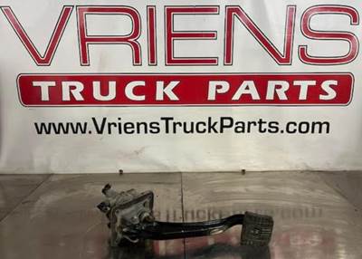 Kenworth T680 Left Pedal