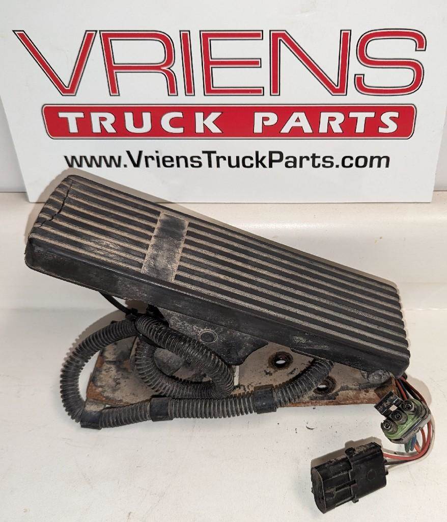 Kenworth T800 Pedal For Sale Salt Lake City, UT 3436