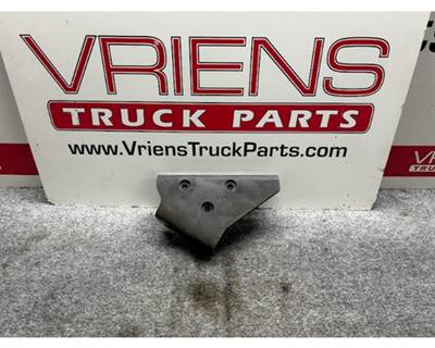 Freightliner Right Front Bumper Bracket