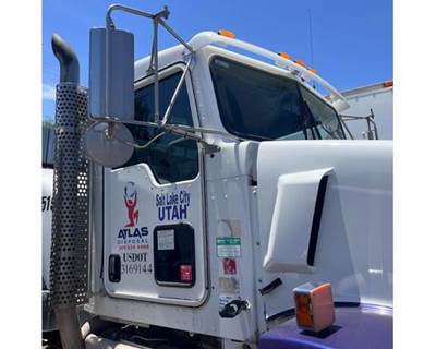 Kenworth T800 Cab Assembly