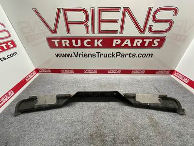 R46-1025-1 PANEL-COWL