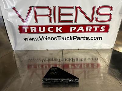 Kenworth T660 Crossmember