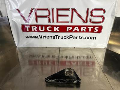 Kenworth T660 Crossmember