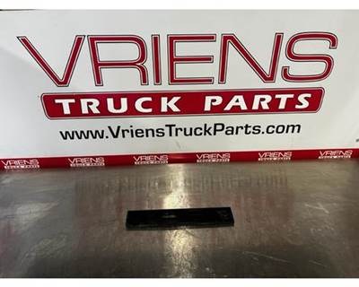 Kenworth T800 Crossmember