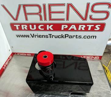 Kenworth W900 Crossmember