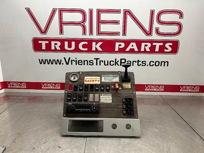 Freightliner Coronado 122 SD Dash Panel