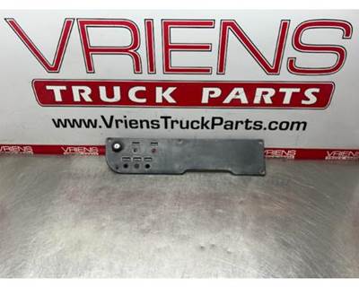 Peterbilt 379 Dash Ignition Switch Panel, Part # 17-04240-2100