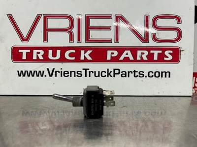 Paccar Dashboard Switch