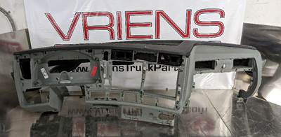 Kenworth T680 Dashboard Assembly