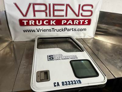 Kenworth T600 Front Door Assembly