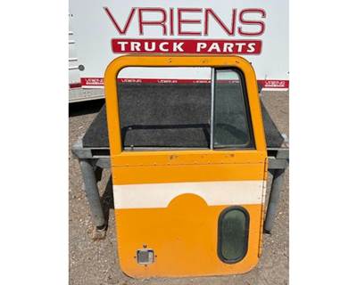 Peterbilt 359 Right Front Door Assembly