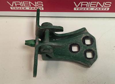 Kenworth T680 Right Door Hinge