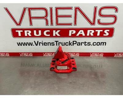 Paccar Rear Engine Support, Part # A85-2010-206