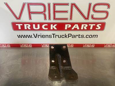 Caterpillar C12 Right Engine Mount for a Peterbilt 379