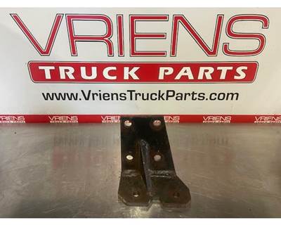 Caterpillar C12 Right Engine Mount for a Peterbilt 379