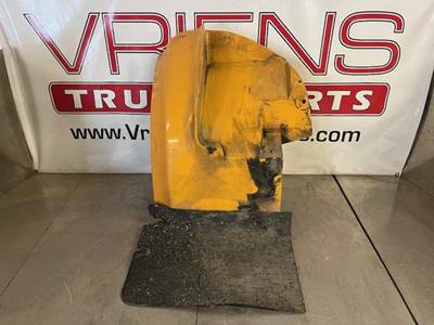 International 4900 Fender Extension