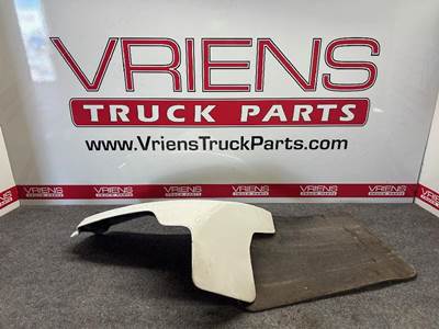 Peterbilt Right Fender Extension