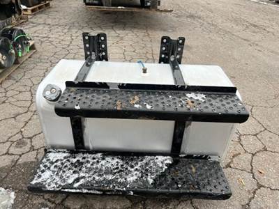 Freightliner M2 112 Fuel Tank